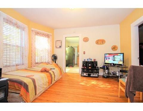 216 Eastern Ave, Springfield, MA 01109 photo 10