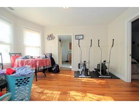 216 Eastern Ave, Springfield, MA 01109 photo 15