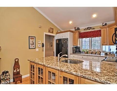 283 E Main #1, Norton, MA 02766 photo 6