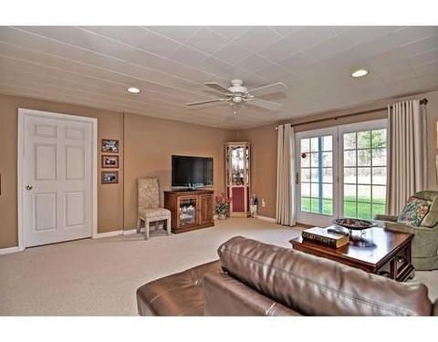 283 E Main #1, Norton, MA 02766 photo 24