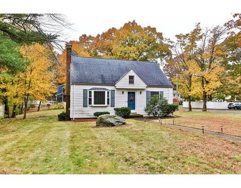 573 Common St, Walpole, MA 02081 photo 1