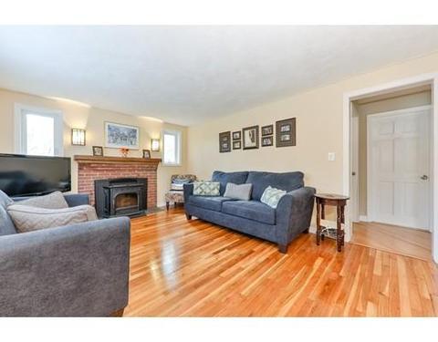 573 Common St, Walpole, MA 02081 photo 10