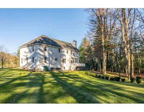 7 Forest St, Georgetown, MA 01833 photo 3