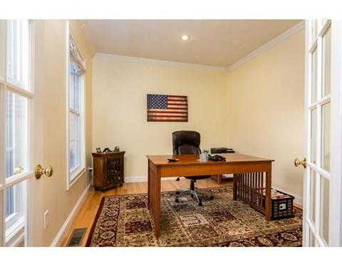7 Forest St, Georgetown, MA 01833 photo 4