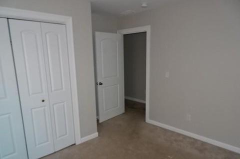 87 Huron St, Springfield, MA 01104 photo 12