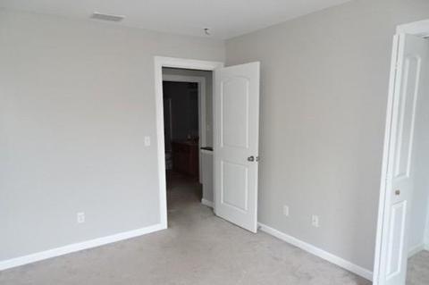 87 Huron St, Springfield, MA 01104 photo 16