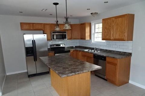 87 Huron St, Springfield, MA 01104 photo 5