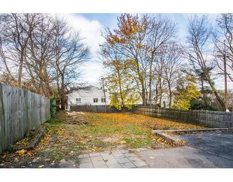481 Grove St, Woonsocket, RI 02895 photo 30