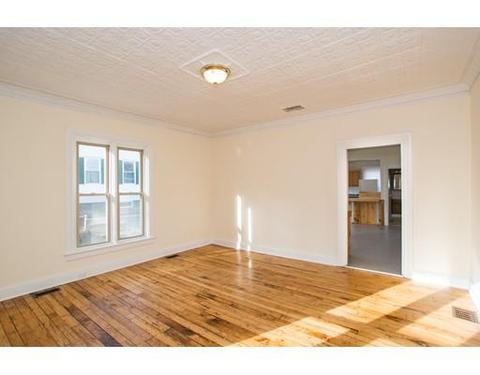 481 Grove St, Woonsocket, RI 02895 photo 9