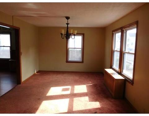 75 Malden St, Springfield, MA 01108 photo 7