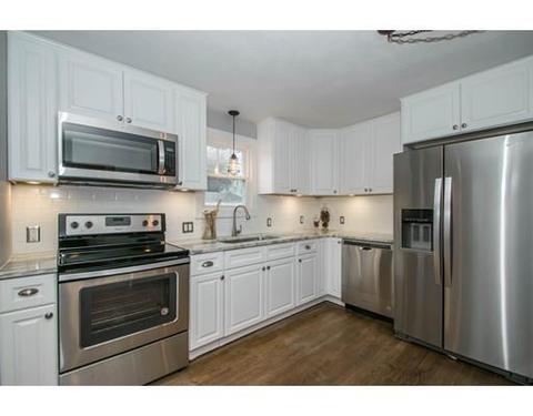 72 Blaine St, Springfield, MA 01108 photo 4