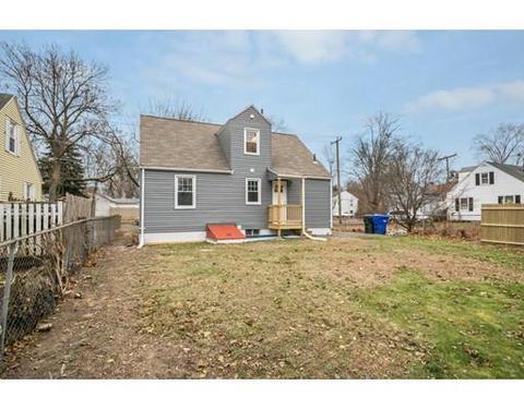 72 Blaine St, Springfield, MA 01108 photo 22