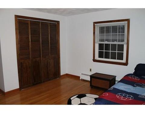 35 Carpenter Rd, Dudley, MA 01571 photo 17