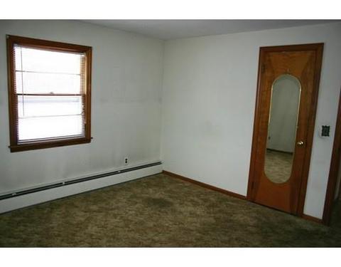 34 Cornwall St, Springfield, MA 01104 photo 12