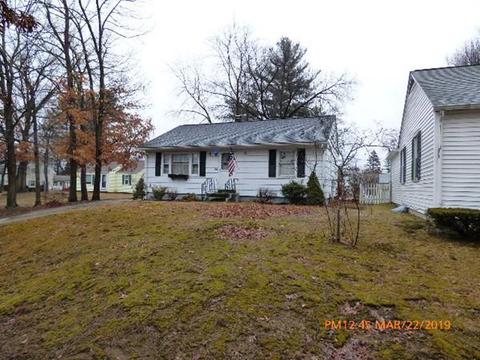 93 Cooley St, Springfield, MA 01128 photo 3