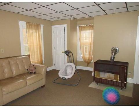 516 4th St, Fall River, MA 02721 photo 9