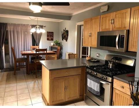 11 Cherrelyn St, Springfield, MA 01104 photo 7