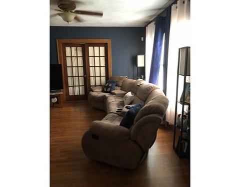 11 Cherrelyn St, Springfield, MA 01104 photo 2