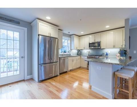 9 Lighthouse Cir #C, Salisbury, MA 01952 photo 2