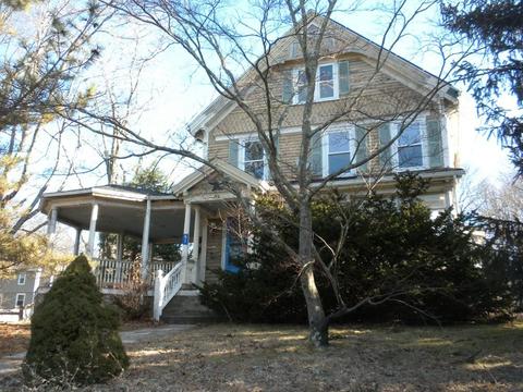 61 Spring St, Plainville, MA 02762 photo 1