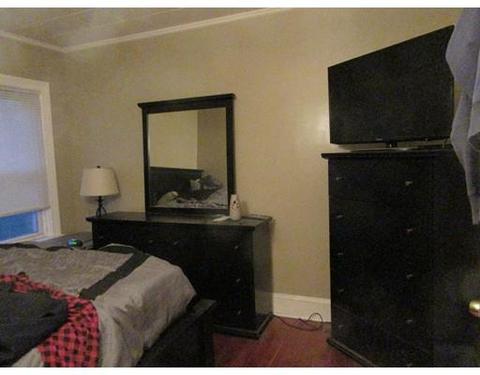125 Varley St, Fall River, MA 02723 photo 4