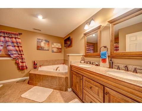 15 Delaware Ave, Springfield, MA 01119 photo 24