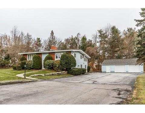 39 Mammoth Rd, Hooksett, NH 03106 photo 3