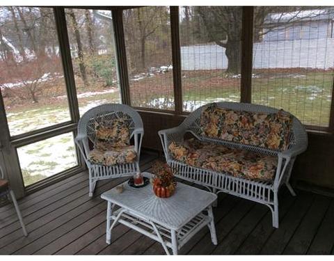 35 Westbrook Dr, Springfield, MA 01129 photo 17