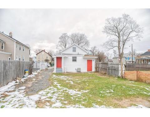 71 Ashley St, Springfield, MA 01105 photo 28