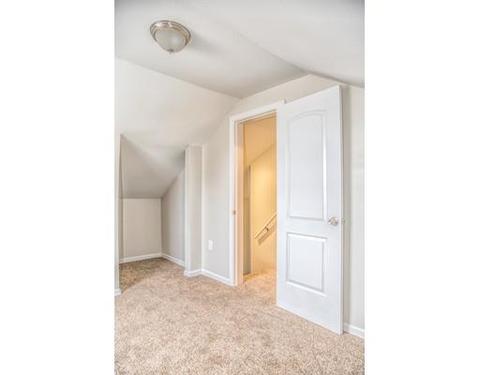 71 Ashley St, Springfield, MA 01105 photo 21