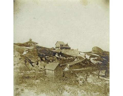 21 Walnut St, Gloucester, MA 01930 photo 4