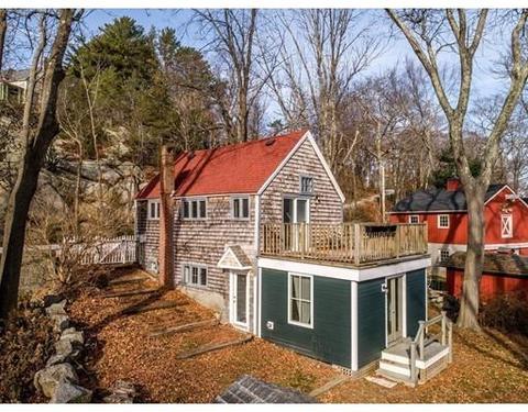 21 Walnut St, Gloucester, MA 01930 photo 3