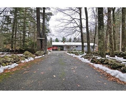 12 Walnut St, Douglas, MA 01516 photo 1