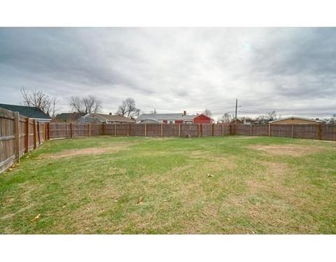 97 Arcadia Blvd, Springfield, MA 01118 photo 28