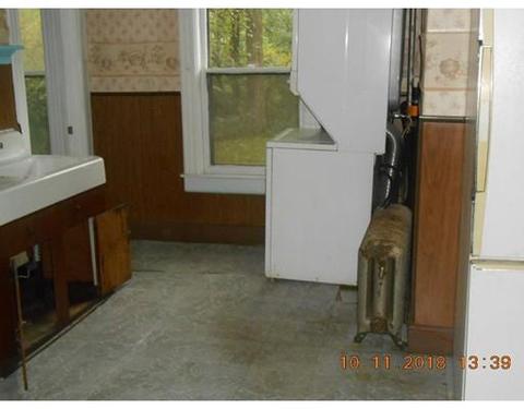 170 Prospect St, Chicopee, MA 01013 photo 13