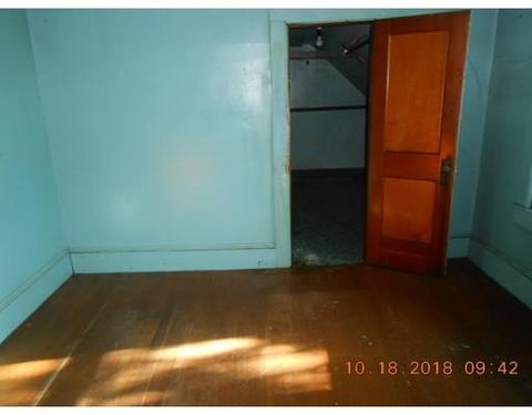 170 Prospect St, Chicopee, MA 01013 photo 9