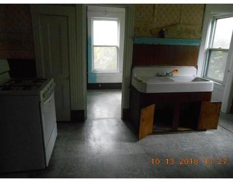 170 Prospect St, Chicopee, MA 01013 photo 12