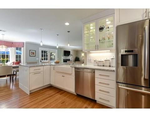 21 Brackett St, Needham, MA 02492 photo 8