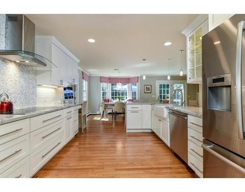 21 Brackett St, Needham, MA 02492 photo 7