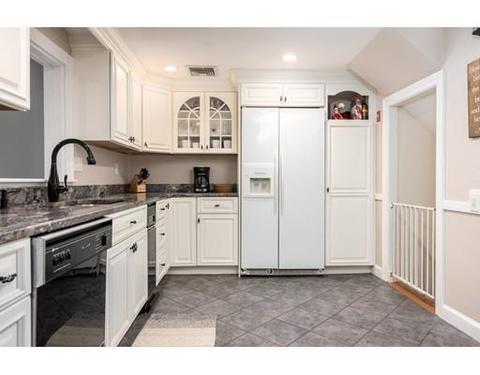 45 Lewis St, Reading, MA 01867 photo 7