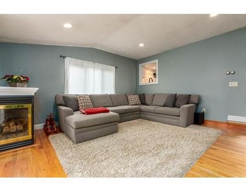 45 Lewis St, Reading, MA 01867 photo 15