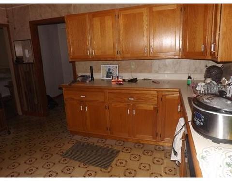 63 Upland St, Springfield, MA 01104 photo 4