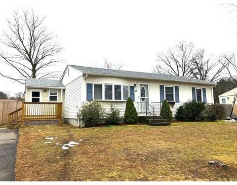 47 Starling Rd, Springfield, MA 01119 photo 3