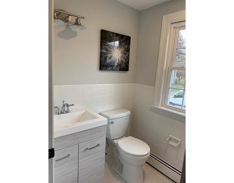 67 Mackintosh Ave, Needham, MA 02492 photo 14