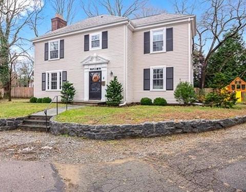 17 Rodman Pl, Dedham, MA 02026 photo 2