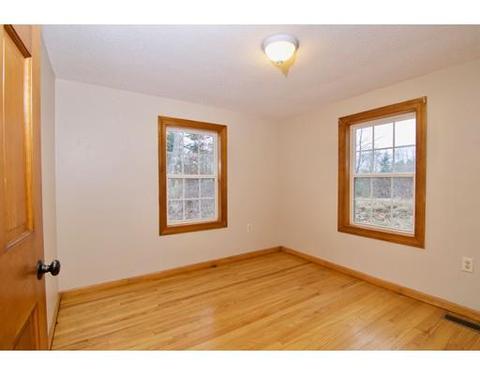 130 Cooley St, Springfield, MA 01128 photo 21