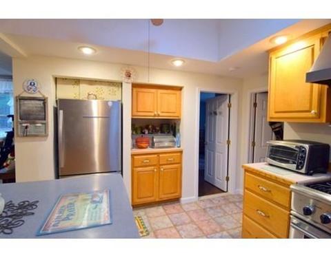 199 Main St, Mashpee, MA 02649 photo 4