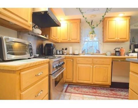 199 Main St, Mashpee, MA 02649 photo 3
