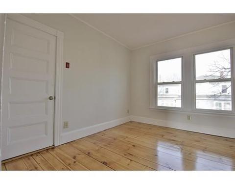 6 Chestnut St #2, Gloucester, MA 01930 photo 11