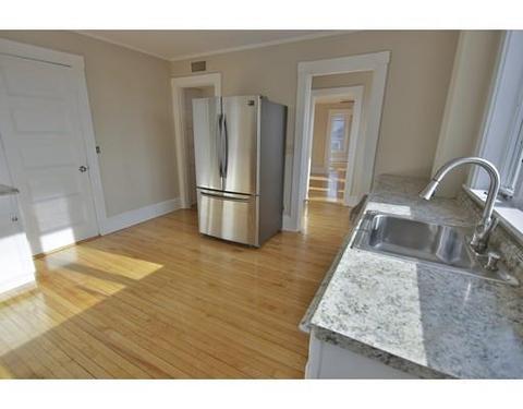 6 Chestnut St #2, Gloucester, MA 01930 photo 10